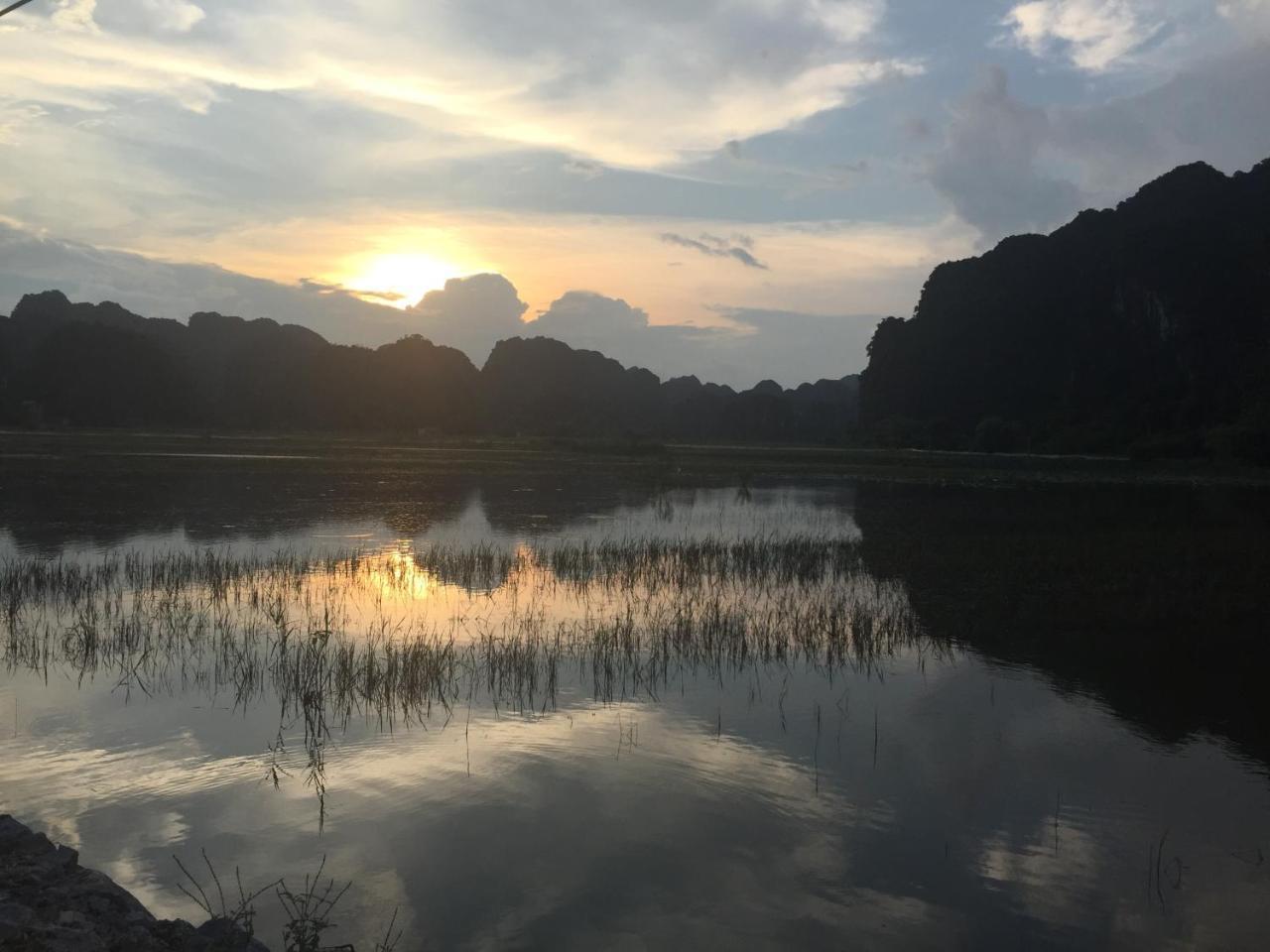 Tam Coc Green Fields Homestay ニンビン エクステリア 写真